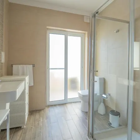 Stylish, Modern & Spacious 1br Close To Salina Bay - Bugibba