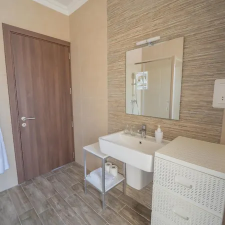 Stylish, Modern & Spacious 1br Close To Salina Bay - Bugibba アパート セント・ポールズ・ベイ