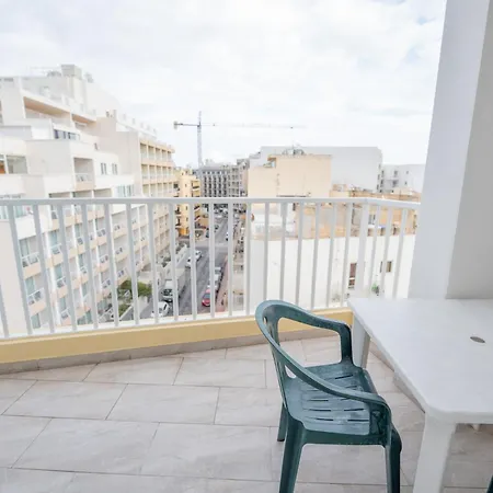 Stylish, Modern & Spacious 1br Close To Salina Bay - Bugibba شقة خليج سانت بول