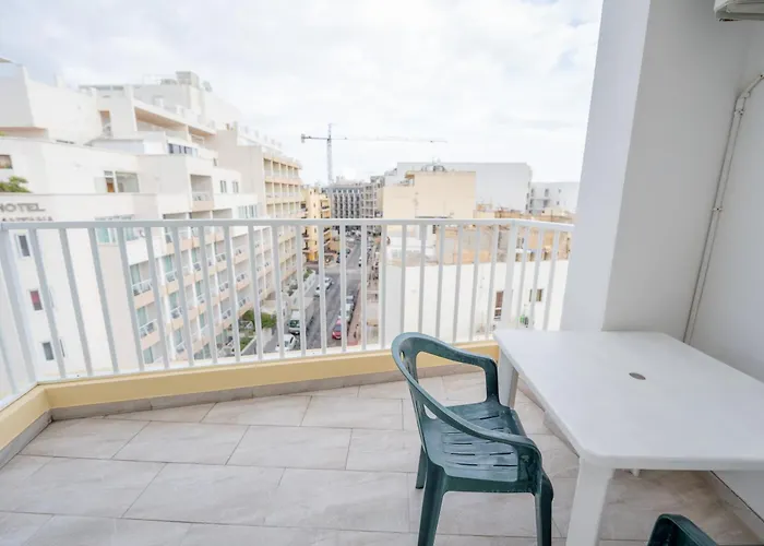 Stylish, Modern & Spacious 1br Close To Salina Bay - Bugibba Daire St. Paul's Bay