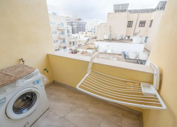 Stylish, Modern & Spacious 1br Close To Salina Bay - Bugibba Daire St. Paul's Bay